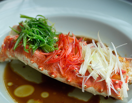 Alaska King Crab With Scallion Oil